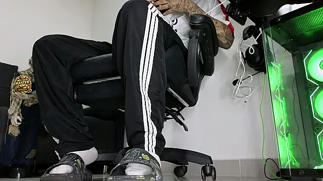 Snapshot of cash_master888 chatting on 03.08.26 cash master888 online show from 03.08.26