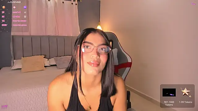 valentina Noa online show from 06.07.26