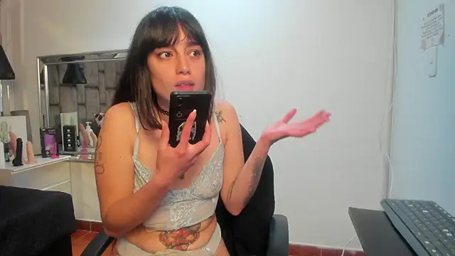 JenniQ69 online show from 02.20.26