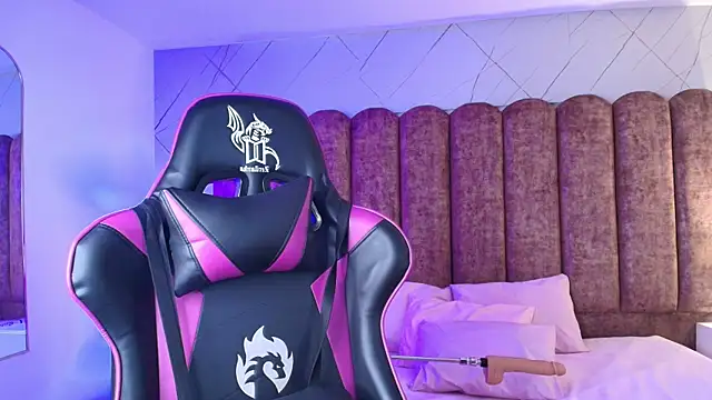 ShadowLune online show from 03.08.26