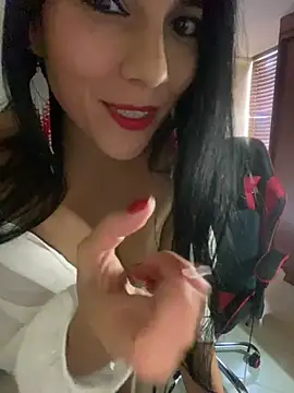 Snapshot of Miaswwe chatting on 06.03.26 Miaswwe online show from 06.03.26