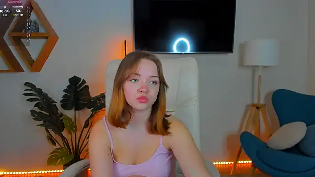 Kiss Moon online show from 03.11.26