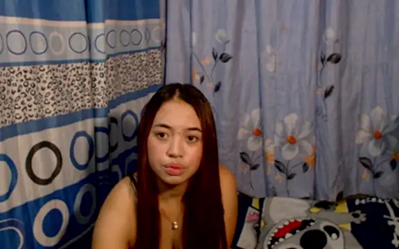 pinay mayahiga online show from 04.19.26