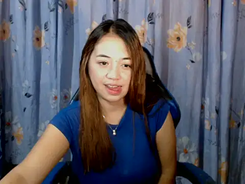pinay mayahiga online show from 04.27.26