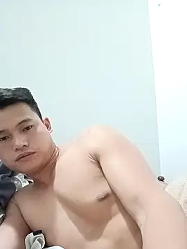 Maycute18 online show from 03.15.26