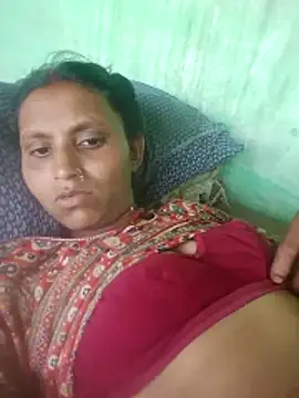 Juli rathore online show from 04.30.26