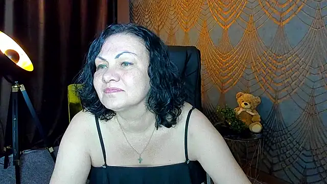 IrissMoon online show from 06.29.26
