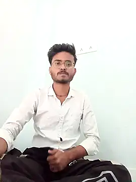 Snapshot of sdgjjkkmm chatting on 03.07.26 sdgjjkkmm online show from 03.07.26