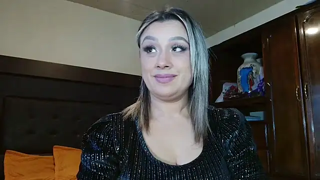aitanalove  online show from 04.25.26
