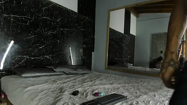 Snapshot of Karla_logan chatting on 02.27.26 Karla logan online show from 02.27.26