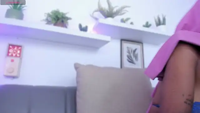 Amira Alzahra online show from 05.08.26