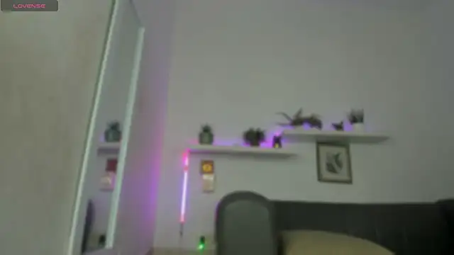 Amira Alzahra online show from 07.21.26