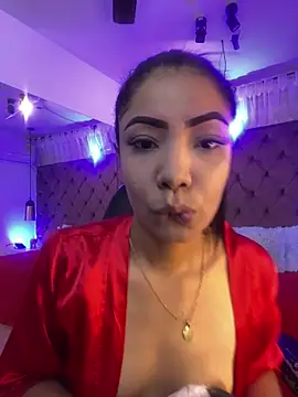 Auri   online show from 04.25.26