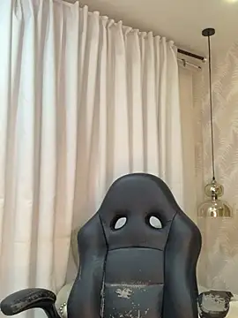 Auri   online show from 06.26.26