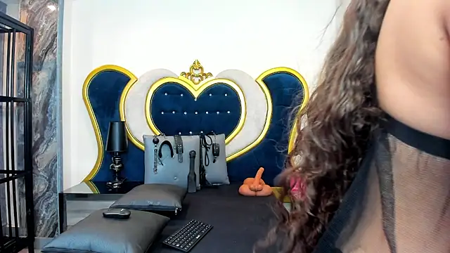 SofiaArsila online show from 06.10.26