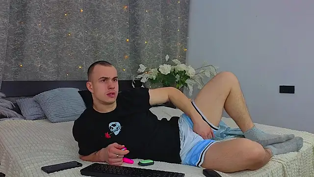 Kris Braun online show from 02.28.26