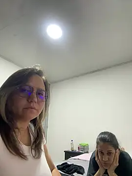 ketty Riley online show from 02.12.26