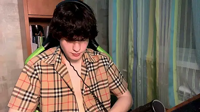 Snapshot of DenBunnyy chatting on 03.20.26 DenBunnyy online show from 03.20.26