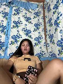 PinaySkinnyJust18 online show from 04.21.26
