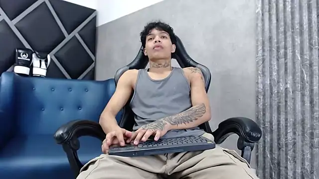 Dogan Renzo0 online show from 02.07.26