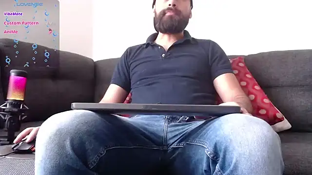 Snapshot of SpermsBank chatting on 03.06.25 SpermsBank online show from 03.06.25