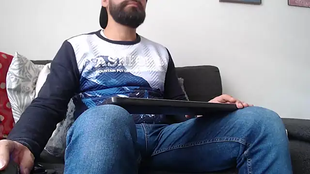 Snapshot of SpermsBank chatting on 10.01.25 SpermsBank online show from 10.01.25