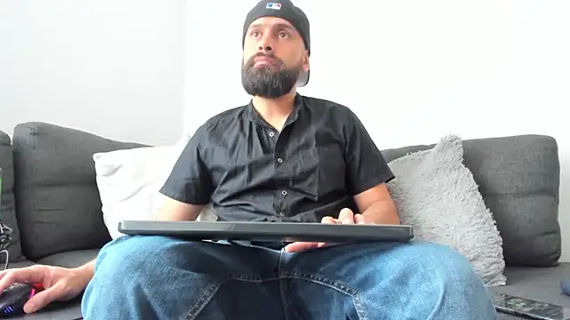 Snapshot of SpermsBank chatting on 03.24.26 SpermsBank online show from 03.24.26