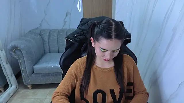 Qetsyah tf online show from 02.23.26