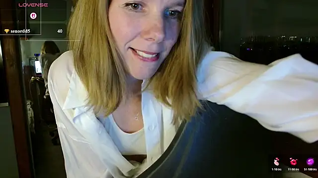 Daisy Lovely online show from 05.01.26