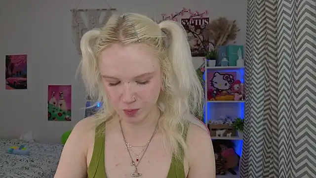 Mia WaterFall online show from 05.09.26