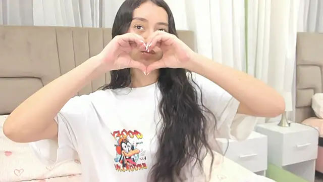 Snapshot of isabella_nowa chatting on 04.10.26 isabella nowa online show from 04.10.26