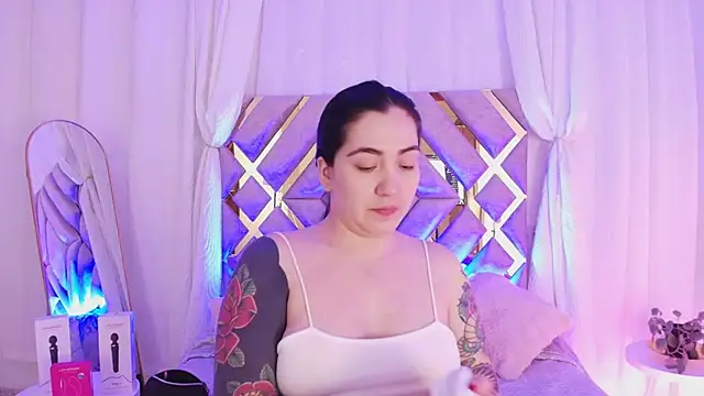 KathiaJenner online show from 07.10.26