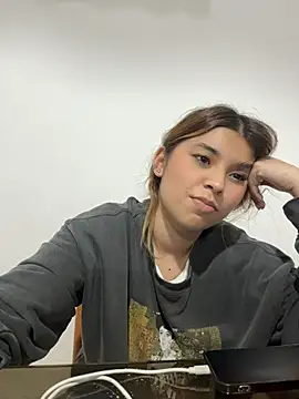 Snapshot of baddieasiantv chatting on 07.16.26 baddieasiantv online show from 07.16.26