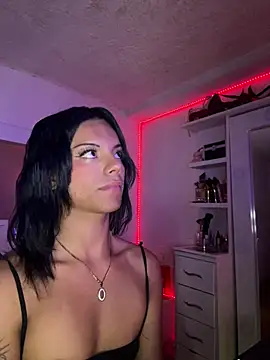 Snapshot of andyy_x chatting on 05.17.26 andyy x online show from 05.17.26
