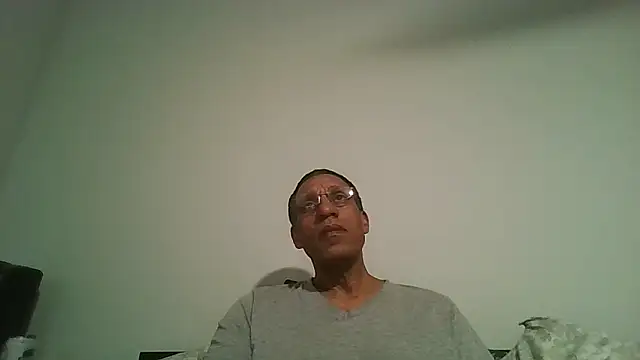 Snapshot of swimmer2496 chatting on 01.18.26 swimmer2496 online show from 01.18.26