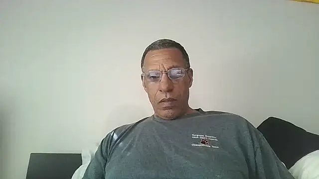 Snapshot of swimmer2496 chatting on 04.08.26 swimmer2496 online show from 04.08.26