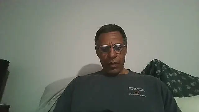 Snapshot of swimmer2496 chatting on 05.11.26 swimmer2496 online show from 05.11.26