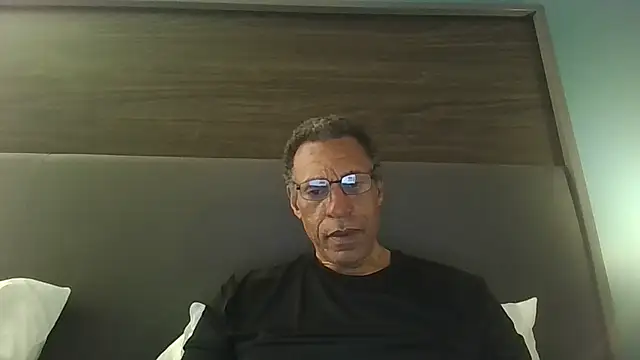 Snapshot of swimmer2496 chatting on 05.16.26 swimmer2496 online show from 05.16.26