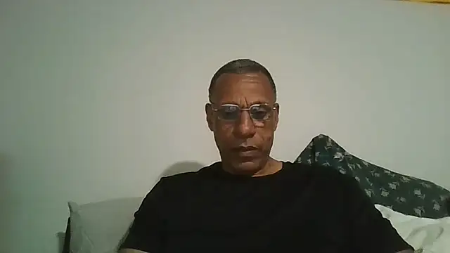 Snapshot of swimmer2496 chatting on 05.28.26 swimmer2496 online show from 05.28.26
