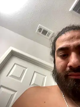 Snapshot of latinflarovs chatting on 01.18.26 latinflarovs online show from 01.18.26