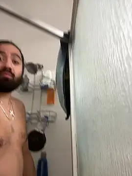 Snapshot of latinflarovs chatting on 01.19.26 latinflarovs online show from 01.19.26