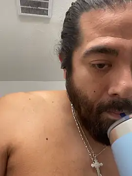 Snapshot of latinflarovs chatting on 02.06.26 latinflarovs online show from 02.06.26