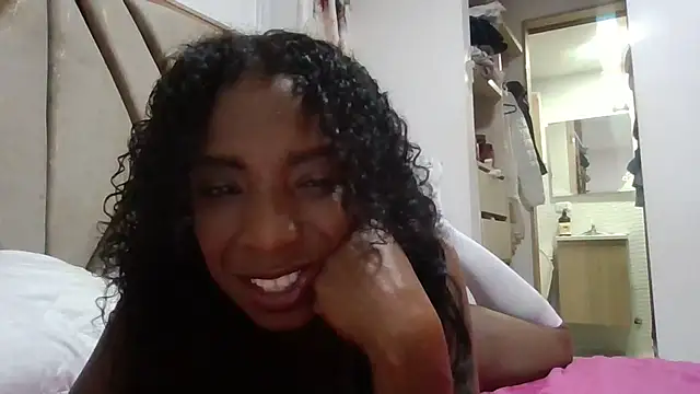 JadaMillss online show from 08.06.26