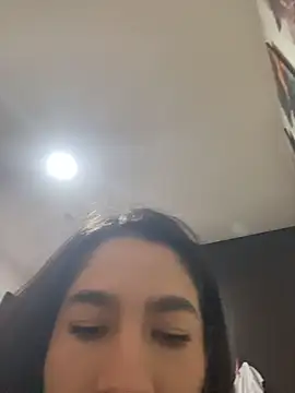 JuliaaVega online show from 04.27.26