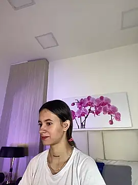 Snapshot of JuliaColemann chatting on 06.02.26 JuliaColemann online show from 06.02.26