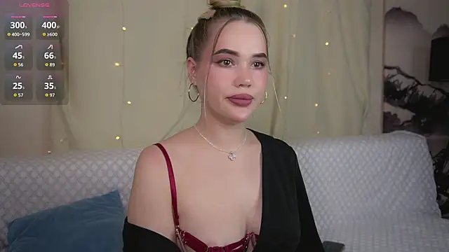 Snapshot of AnitaKiller chatting on 05.16.26 AnitaKiller online show from 05.16.26
