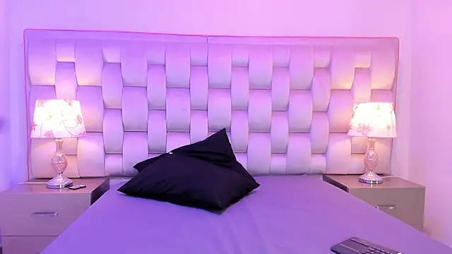 StefanyCondia online show from 03.14.26