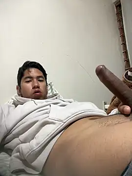 Snapshot of Jleonardolr chatting on 02.01.26 Jleonardolr online show from 02.01.26