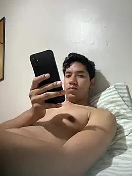 Snapshot of Jleonardolr chatting on 03.27.26 Jleonardolr online show from 03.27.26