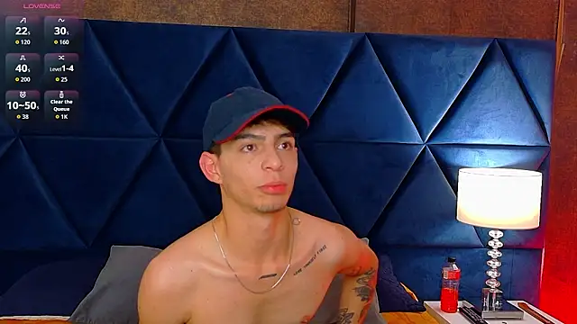 Logan Woods online show from 03.14.26